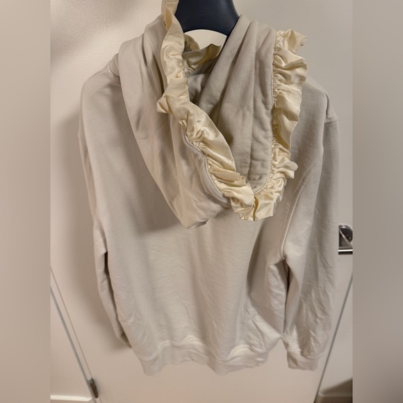 Tanner Fletcher Kit Cream Ruffle Hoodie size small - Picture 8 of 10